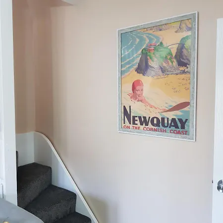 Chynoweth Court Apartment *